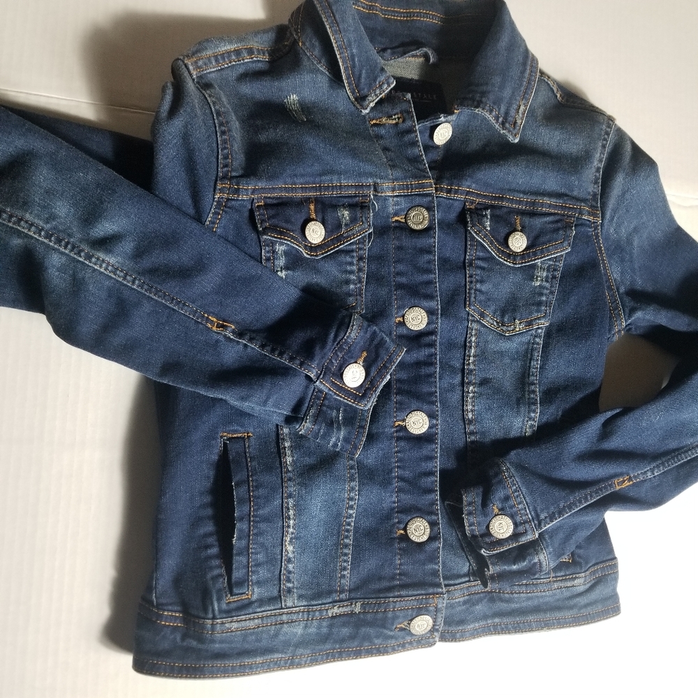AEROPOSTALE DISTRESSED JEAN JACKET SIZE SMALL - Picture 10 of 12
